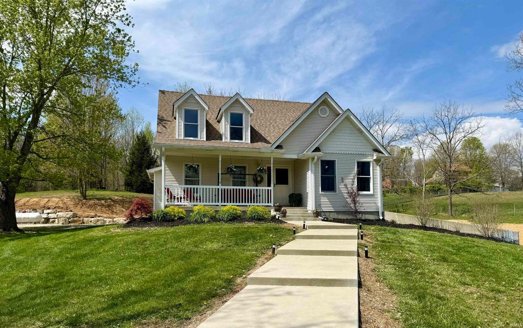 Photo of 6149 NE Ponderosa Road, Lanesville, IN 47136 (MLS # 202612568)