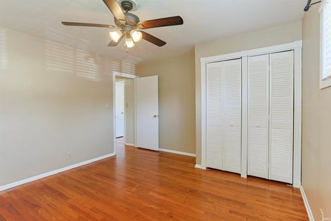 Tiny photo for 428 Ostemo Place, South Bend, IN 46617 (MLS # 202644837)