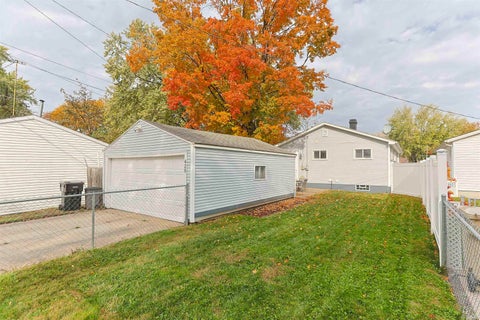 Tiny photo for 428 Ostemo Place, South Bend, IN 46617 (MLS # 202644837)