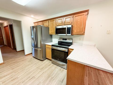 Tiny photo for 4130 N Villas Drive, Kokomo, IN 46901 (MLS # 202615827)