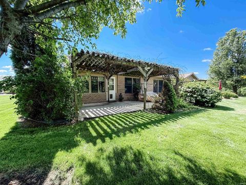 Tiny photo for 4130 N Villas Drive, Kokomo, IN 46901 (MLS # 202615827)
