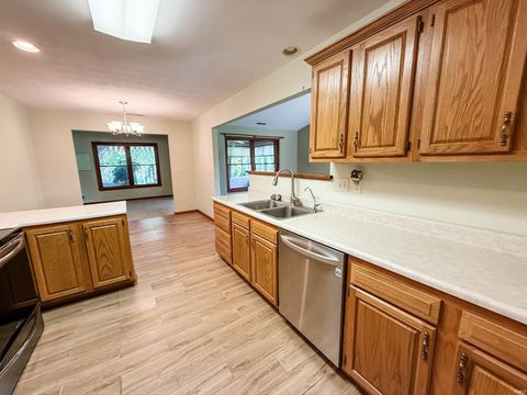Tiny photo for 4130 N Villas Drive, Kokomo, IN 46901 (MLS # 202615827)