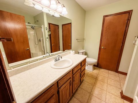 Tiny photo for 4130 N Villas Drive, Kokomo, IN 46901 (MLS # 202615827)