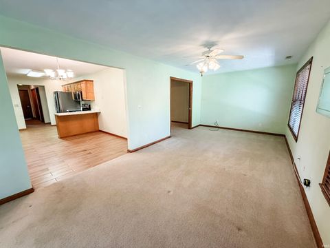Tiny photo for 4130 N Villas Drive, Kokomo, IN 46901 (MLS # 202615827)