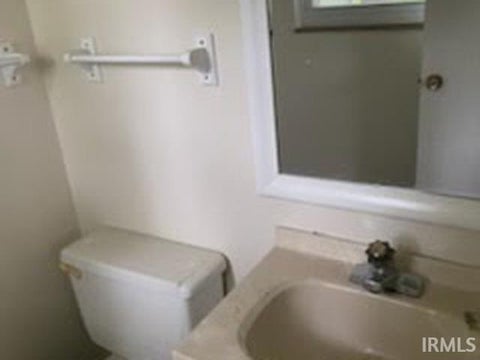 Tiny photo for 4415 Alverado Drive, Fort Wayne, IN 46816 (MLS # 202643769)