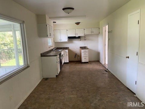Tiny photo for 4415 Alverado Drive, Fort Wayne, IN 46816 (MLS # 202643769)