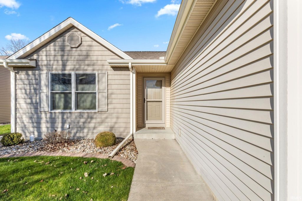 Photo of 1217 Park Meadows Drive, Goshen, IN 46526 (MLS # 202610543)