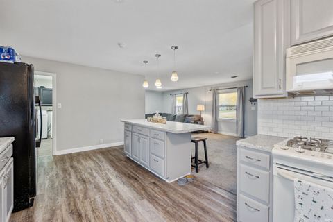 Tiny photo for 1807 W Wenlock Drive, Marion, IN 46952 (MLS # 202544763)