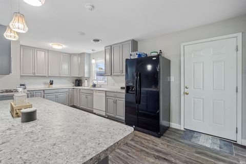 Tiny photo for 1807 W Wenlock Drive, Marion, IN 46952 (MLS # 202544763)