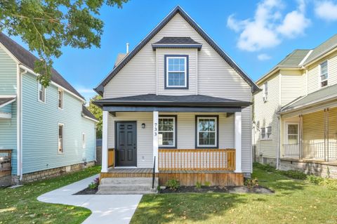 Photo of 733 Growth Avenue, Fort Wayne, IN 46808 (MLS # 202540922)