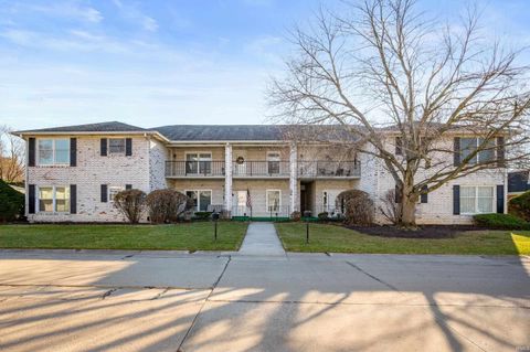 Photo of 4501 N Wheeling Avenue #5E-5, Muncie, IN 47304 (MLS # 202601386)