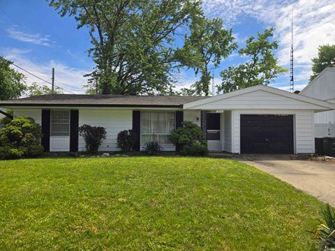 Photo of 2221 Beck Lane, Lafayette, IN 47909 (MLS # 202620879)
