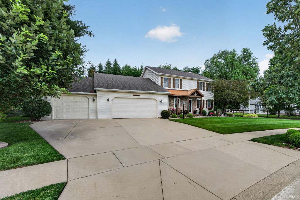 Photo of 14499 Skybreeze Drive, Granger, IN 46530 (MLS # 202627925)