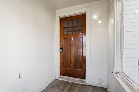 Tiny photo for 2315 California Avenue, Fort Wayne, IN 46805 (MLS # 202609860)
