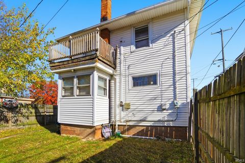 Tiny photo for 2315 California Avenue, Fort Wayne, IN 46805 (MLS # 202609860)