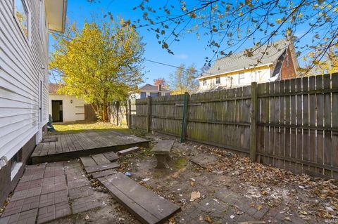 Tiny photo for 2315 California Avenue, Fort Wayne, IN 46805 (MLS # 202609860)