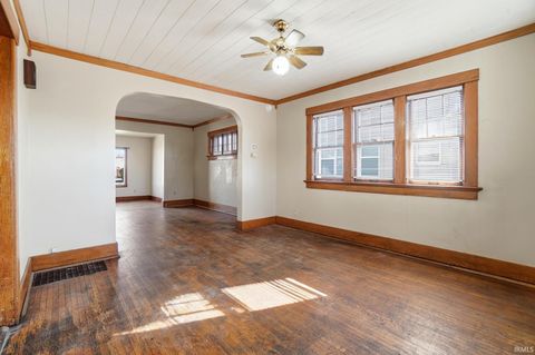 Tiny photo for 2315 California Avenue, Fort Wayne, IN 46805 (MLS # 202609860)