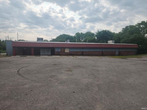 Photo of 2100 Royal Center Pike, Logansport, IN 46947 (MLS # 202521290)