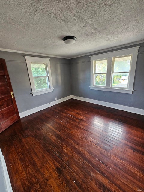 Tiny photo for 166 E Washington Street, Bunker Hill, IN 46914 (MLS # 202637611)