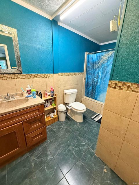 Tiny photo for 514 W Linden Avenue, Logansport, IN 46947 (MLS # 202541868)