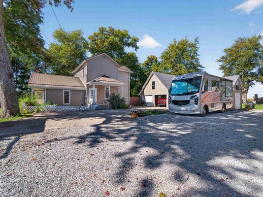 ADDRESS PRIVATE, DECATUR, IN  - Image e38d01bbf4d8cc9a18d71fd5d7eb78a1/3656634910