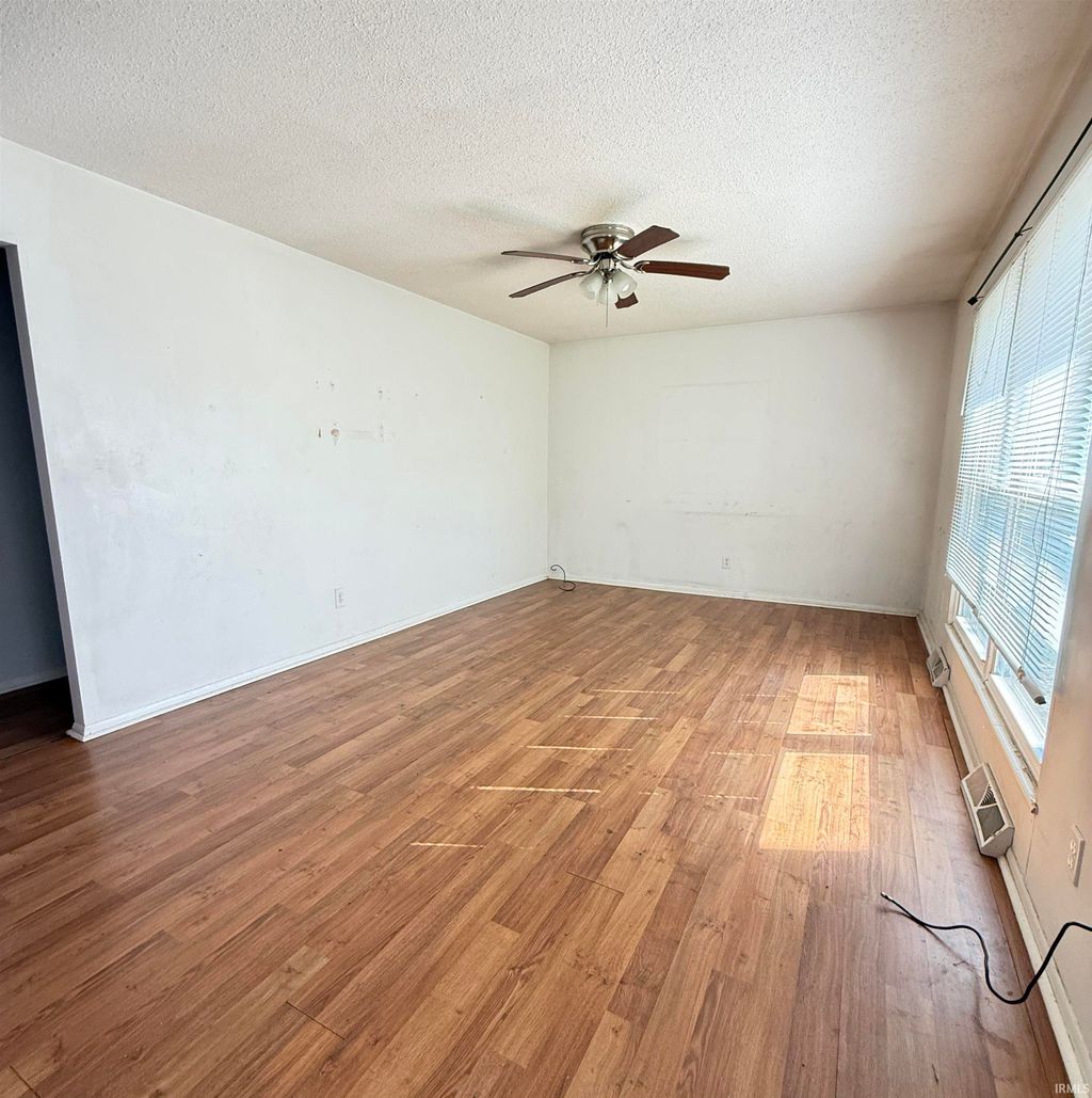 Photo of 1237 N Johnson Street, Richland, IN 47634 (MLS # 202612014)