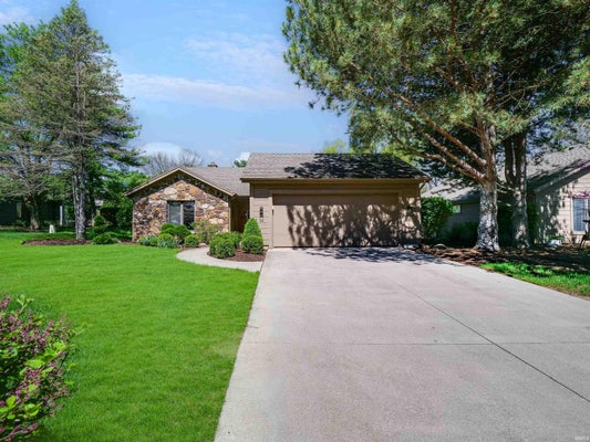 6518 E CANAL POINTE LN, FORT WAYNE, IN 46804 - Image e3af8a35610db5a8db796a953395dfbb/118148281
