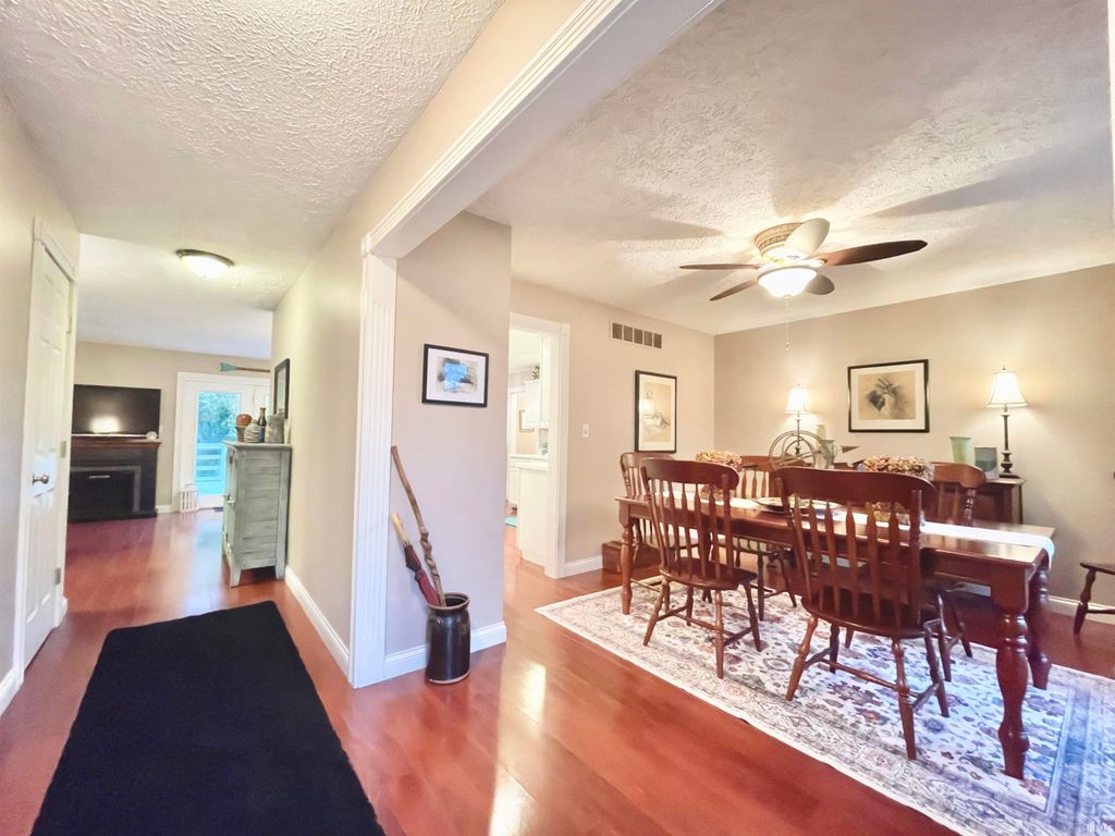 Photo of 133 S Fetter Lane, Boonville, IN 47601 (MLS # 202542327)