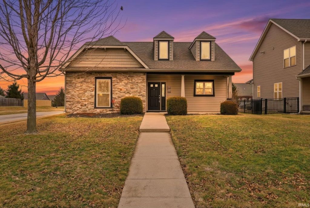 Photo of 2290 Estancia Lane, Lafayette, IN 47909 (MLS # 202605447)