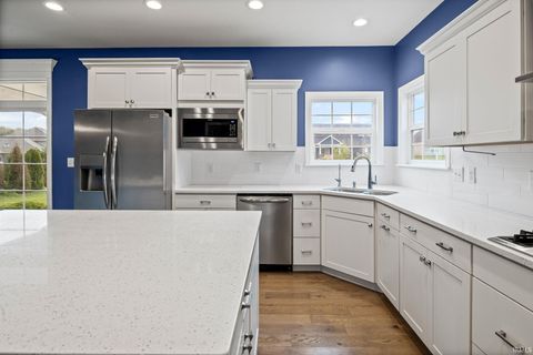 Tiny photo for 5437 Gainsboro Drive, West Lafayette, IN 47909 (MLS # 202529194)