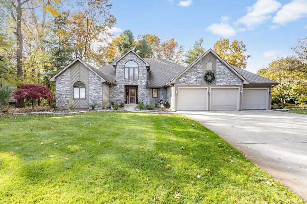 Photo of 21680 Coulteri Court, Bristol, IN 46507 (MLS # 202548821)