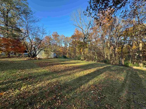 Tiny photo for 5180 E. 1200 S. Road, Haubstadt, IN 47639 (MLS # 202545518)