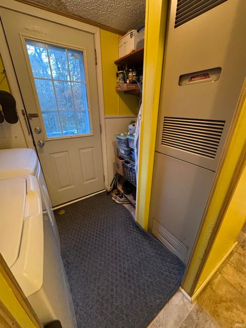 Tiny photo for 5180 E. 1200 S. Road, Haubstadt, IN 47639 (MLS # 202545518)