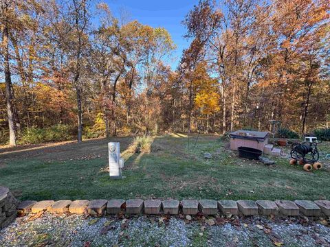 Tiny photo for 5180 E. 1200 S. Road, Haubstadt, IN 47639 (MLS # 202545518)