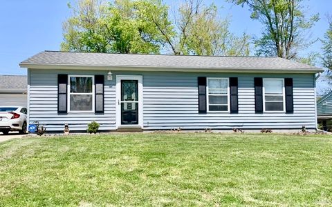 Photo of 344 Poplar Drive, Ellettsville, IN 47429 (MLS # 202604285)