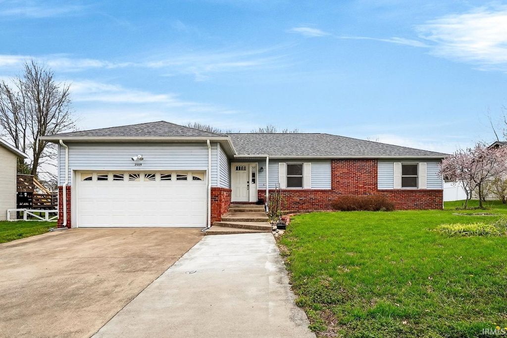 Photo of 2835 N Andy Way, Bloomington, IN 47404 (MLS # 202610764)