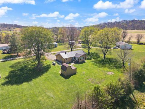Tiny photo for 7515 E County Rd 525 S, Hardinsburg, IN 47125 (MLS # 202611751)