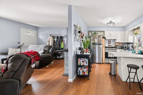 Tiny photo for 610 Hillcrest Drive, Monticello, IN 47960 (MLS # 202609498)