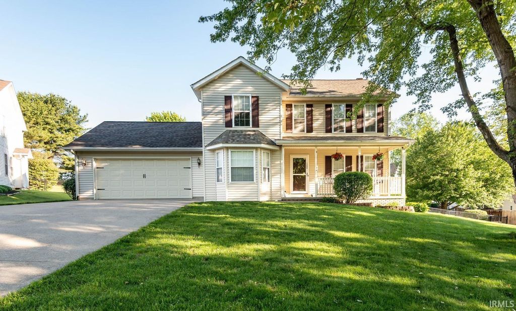 Photo of 1206 W Acacia Court, Bloomington, IN 47404 (MLS # 202617816)