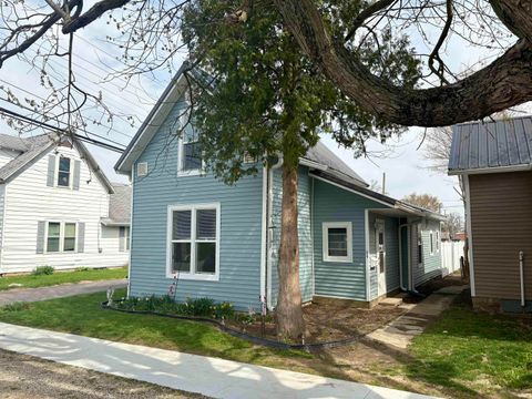 Photo of 210 W Jay Street, Dunkirk, IN 47336 (MLS # 202611979)
