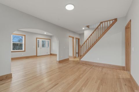 Tiny photo for 1611 E Center Street, Warsaw, IN 46580 (MLS # 202605392)