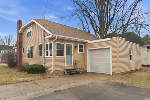 Tiny photo for 1611 E Center Street, Warsaw, IN 46580 (MLS # 202605392)