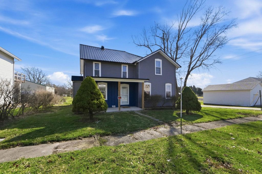 Photo of 203 N Main Street, Hudson, IN 46747 (MLS # 202608456)