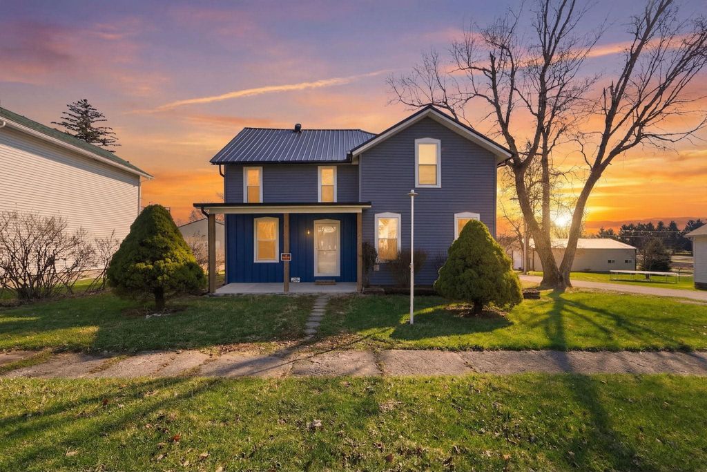 Photo of 203 N Main Street, Hudson, IN 46747 (MLS # 202608456)