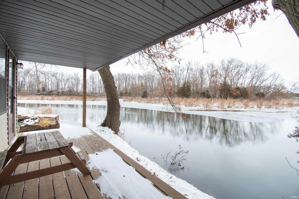 Photo of 7075 N 020 W Road, Howe, IN 46746 (MLS # 202601798)
