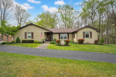 Photo of 505 SHANDELL DR Dr, Bedford, IN 47421 (MLS # 202614005)