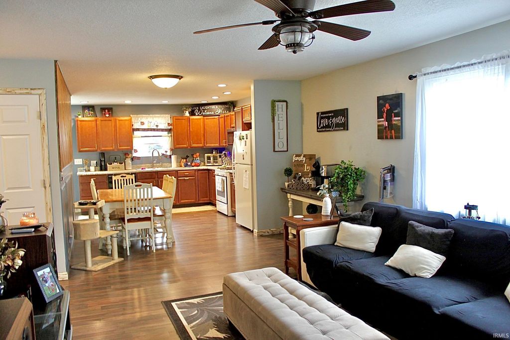 Photo of 304 Maplewood Avenue, Bourbon, IN 46504 (MLS # 202611547)