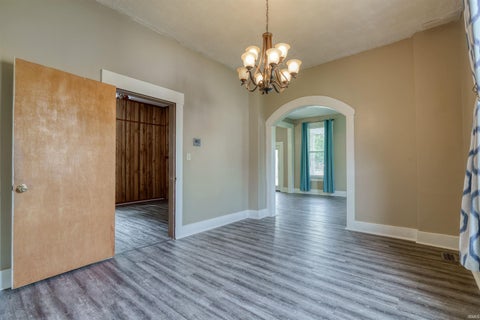 Tiny photo for 211 N Lincoln Avenue, Rockport, IN 47635 (MLS # 202635380)
