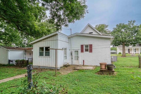 Tiny photo for 211 N Lincoln Avenue, Rockport, IN 47635 (MLS # 202635380)