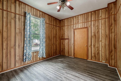 Tiny photo for 211 N Lincoln Avenue, Rockport, IN 47635 (MLS # 202635380)